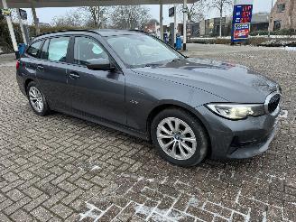 škoda osobní automobily BMW 3-serie 320 e-Plug-In Hybride  Touring 2022/3