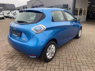 Renault Zoé R90 40KWH FULL ELECTRIC  INCL. BATTERY!!  NAVI KLIMA AUT. picture 2