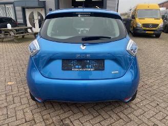Renault Zoé R90 40KWH FULL ELECTRIC  INCL. BATTERY!!  NAVI KLIMA AUT. picture 3