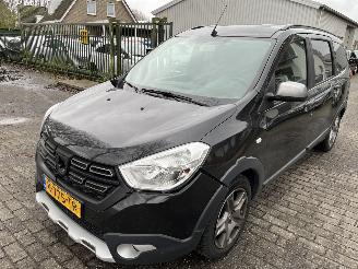 Scooter onderdelen Dacia Lodgy 1.3 TCe Stepway  7 persoons 2021/3