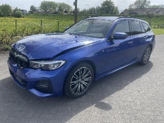 Sloopauto BMW 3-serie 330e Touring M-Sport/ Hybride / Automaat 2021/2