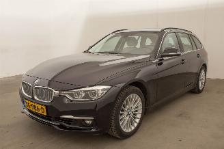 Schade bestelwagen BMW 3-serie 320i Luxury Edition Automaat 60.598 km 2019/1