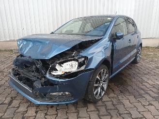 uszkodzony samochody ciężarowe Volkswagen Polo Polo V (6R) Hatchback 1.2 TSI 16V BlueMotion Technology (CJZC(Euro 6))=
 [66kW]  (02-2014/10-2017) 2017/1