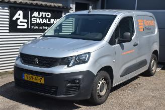 Schade bestelwagen Peugeot Partner 1.5 Premium Bluehdi 75Pk Koelwagen Navi/Airco 2019/9