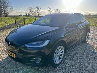 damaged passenger cars Tesla Model X 90D Base 6persoons/autopilot/volleder/nap 2017/9