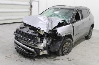 uszkodzony samochody ciężarowe Jeep Compass  2019/6