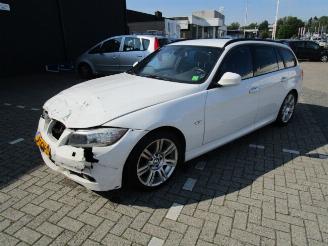 Vaurioauto  commercial vehicles BMW 3-serie 318 D  ( M LINE ) 2012/1