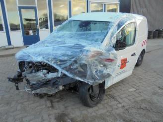 Vaurioauto  passenger cars Volkswagen Caddy Caddy Cargo V (SBA/SBH), Van, 2020 2.0 TDI BlueMotionTechnology 2022/1