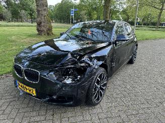 krockskadad bil bedrijf BMW 1-serie  2014/1
