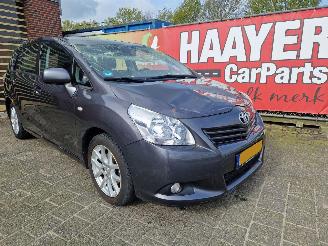 damaged commercial vehicles Toyota Verso 1.6 vvt-i business 2011/9