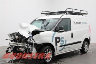 damaged trucks Opel Combo Combo, Van, 2012 / 2018 1.3 CDTI 16V ecoFlex 2015/4