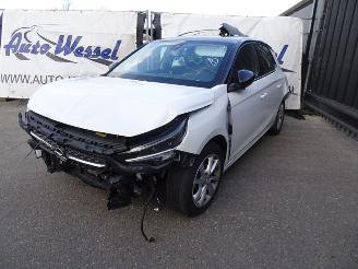 škoda kempování Opel Corsa 1.2 Elegance 2022/5