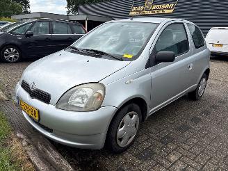 Toyota Yaris Zonder Airco - Yaris (P1) Hatchback 1999 / 2005 - 1.0 16V VVT-i Hatchback Benzine 998cc 50kW (68pk) FWD 1999-04/2005-09 (SCP10) 1SZFE 1999/5