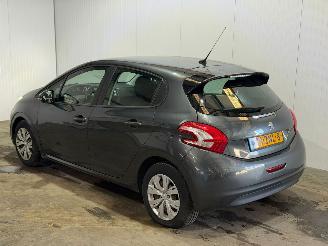 Peugeot 208 1.2 Vti 12V PureTech 82 Hatchback Benzine 1.199cc 60kW (82pk) FWD 2013/1