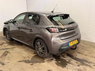 Peugeot 208 1.2 Vti 12V PureTech 100 Hatchback 4Dr Benzine 1.199cc 74kW (101pk) FWD 2022/6