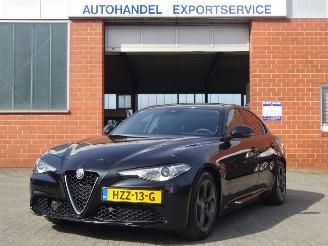 Alfa Romeo Giulia Super Business 2.2 JTD, Leer, Navi, Cruise & Climate 2019/3