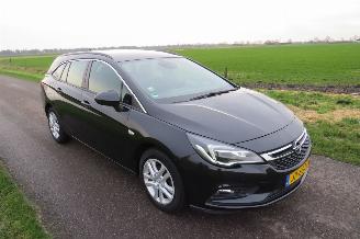 Opel Astra SPORTS TOURER+ 1.0 77kw 105pk Business+ Euro 6 Navigatie Clima 2016 2016/5