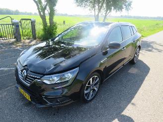 Renault Mégane 1.6 DCI BOSE EXCLUSIEF 131PK 202.000KM NAP 2017 2017/10