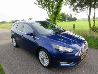 Ford Focus 1.0 92 Kw 125 pk Titanium Edition Navigatie Schadevrij Top Staat 2015-12 top 2015/12