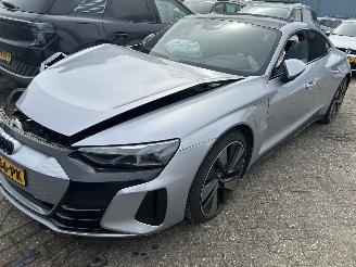 Audi E-tron GT Quattro Automaat ( Nieuw prijs 120000,00 ) 2021/12