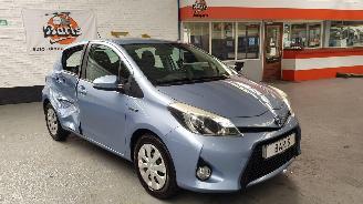 Toyota Yaris 1.5 16V HYBRID AUT ELEKTRISCH-BENZ 1.497CC 74KW 101PK 2014/1