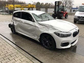 BMW 1-serie M140i picture 4
