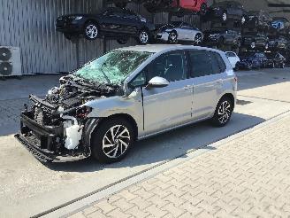 Autoverwertung Volkswagen Golf Sportsvan  2019/1
