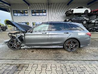 Damaged car Mercedes C-klasse C200 T 2019/1