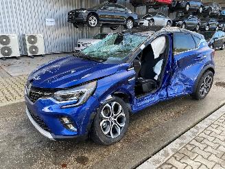 Damaged car Renault Captur E-Tech 100 2022/6