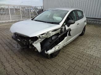 damaged motor cycles Seat Ibiza 1.2 CGP 2014/3