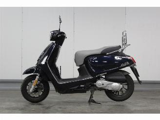 Vaurioauto  scooters Kymco  New Like BROM schade 2020/0