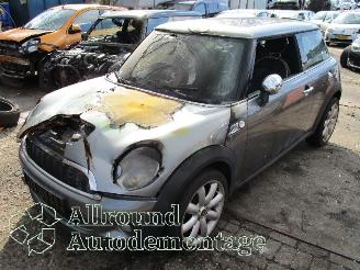Damaged car Mini Mini Mini (R56) Hatchback 1.6 16V Cooper S (N14-B16A) [128kW]  (10-2006/02-=
2010) 2007/9