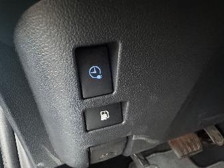Toyota Prius 1.8 Plug-in Hybrid automaat Business Plus - solar dak - nap - front + line assist - keyless - stoelverw - full matrix led picture 50