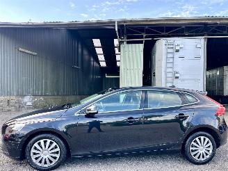 Volvo V-40 1.6 T4 179pk aut Summum - xenon - navi - camera - keyless - front + line + side assist 2012/12
