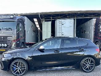 BMW 1-serie M135i xDrive 306pk aut + f1 High Exe M-Sport Performance - pano - nap - hud - harman/kardon - keyless - kuipstoelen 2020/9