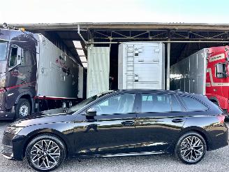 Skoda Octavia 1.5 TSI MHEV Aut + f1 Sportline - nap - 1e eig - navi - camera - inkl trekh - stuurverw - front + line + side assist 2025/12