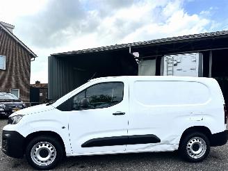 Peugeot Partner 1.5 BlueHdi 99pk premium long 3pers Euro.6 - nap - navi - camera - carplay - airco - cruise - trekh - pdc 2020/11