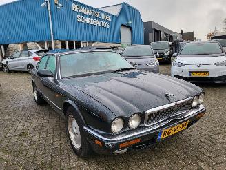Gebrauchtwagen PKW Jaguar XJ EXECUTIVE 3.2 orgineel in nederland gelevert met N.A.P 1997/3