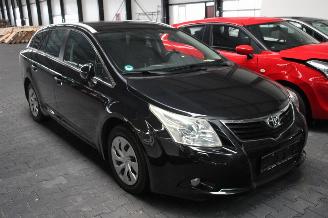 occasion passenger cars Toyota Avensis  2011/1