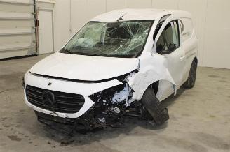 uszkodzony samochody osobowe Mercedes Citan  2023/8