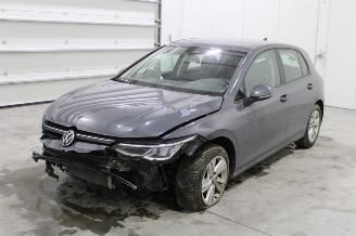 uszkodzony samochody osobowe Volkswagen Golf  2020/8