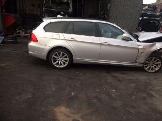damaged commercial vehicles BMW 3-serie 3 serie Touring (E91) XDRIVE 2012/1