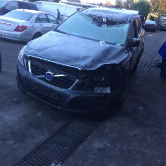 damaged commercial vehicles Volvo Xc-60  2011/1