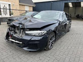uszkodzony inne BMW 5-serie d M Sport Touring 210KW Facelift Mild Hybrit 2021/3