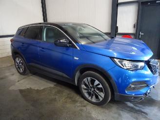 Opel Grandland 1.2 TURBO