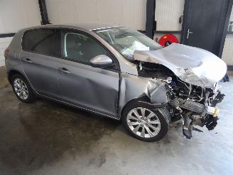 Peugeot 308 1.2 THP